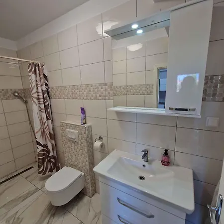 Lägenhet 7 Vrbnik (Primorje-Gorski Kotar)