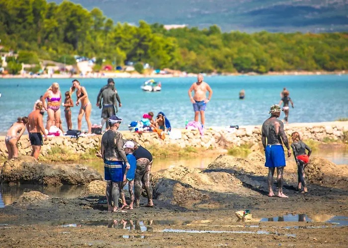 7 Vrbnik (Primorje-Gorski Kotar)